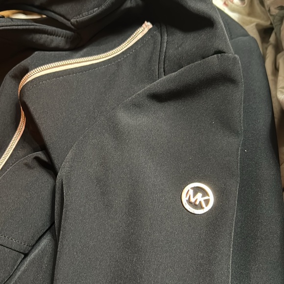 Michael Kors Girls zippered Coat Size 7 8 - Picture 10 of 10